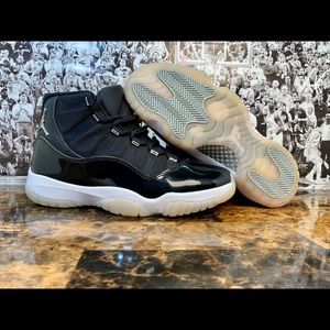 AIR JORDAN 11 RETRO CT8012-011 size 9.5